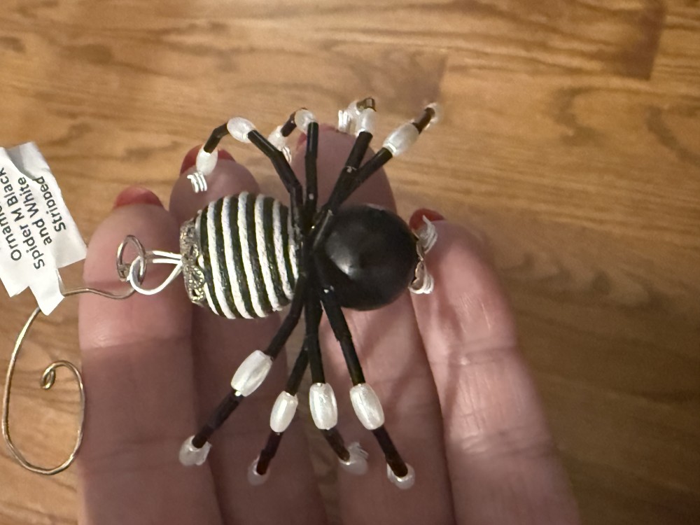 Ornament Spider M Black and White Stripped