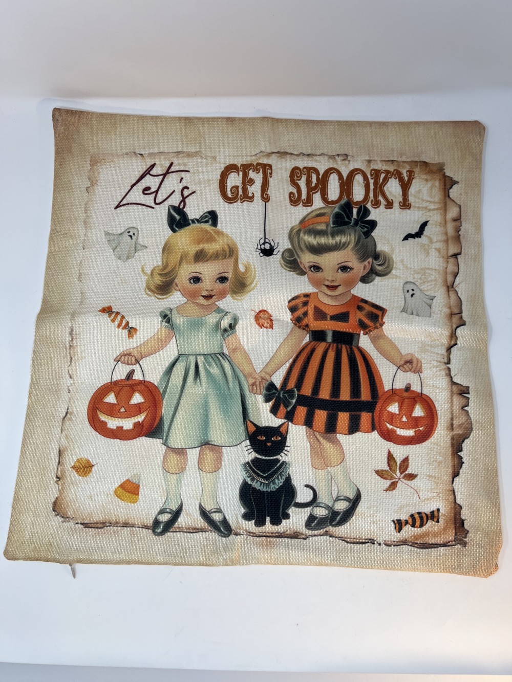 18” Vintage-Inspired BFFs Halloween Pillow Cover