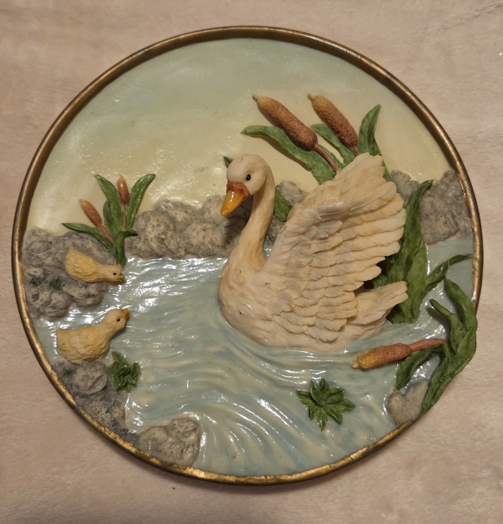 VTG Homco 3D Swan Plate 6