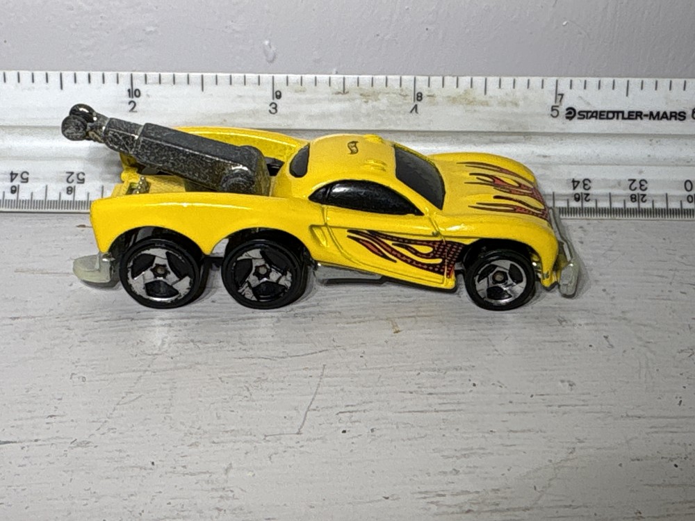 Hot Wheels Tow Jam Yellow 1997 Die Cast Car As-is