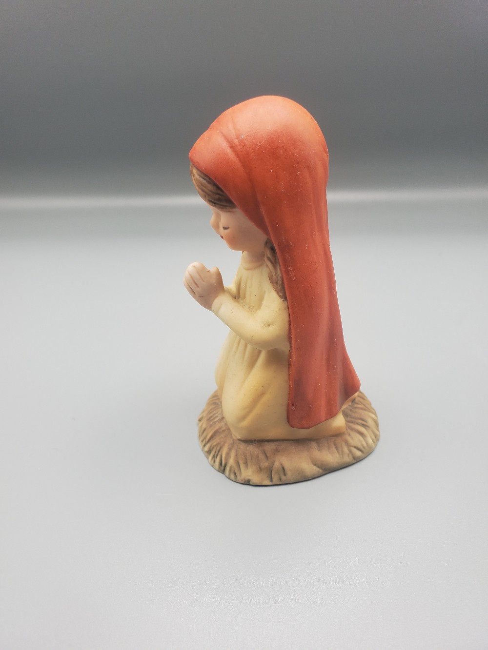 Vintage Lefton Nativity Kneeling Praying Mary