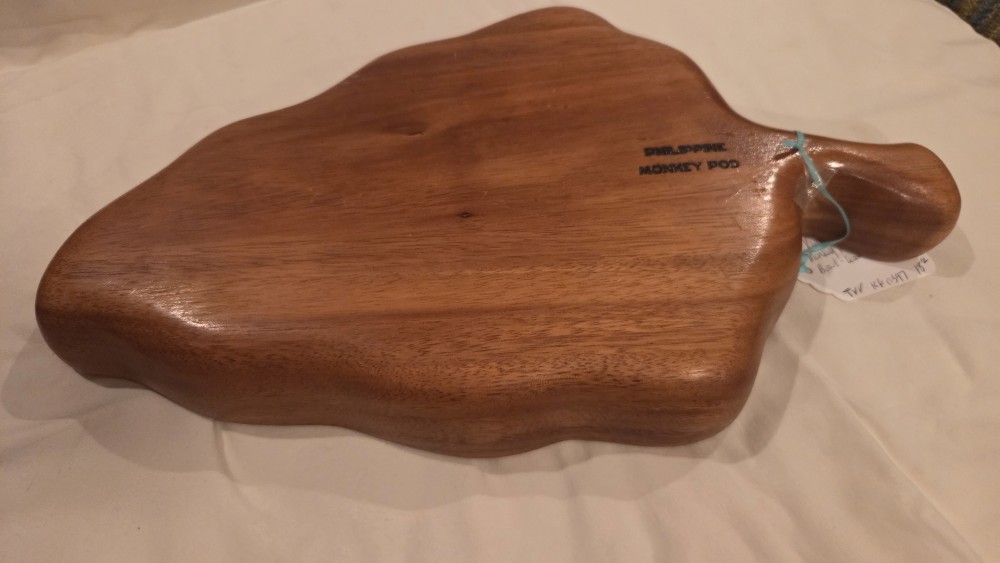 KP-397 vtg divided monkeypod dish