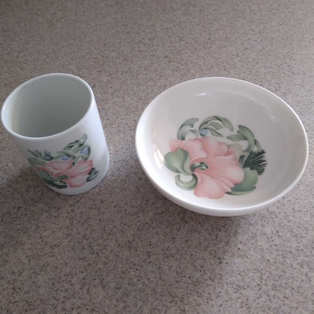 Anais Anais Bone China Dish & Small Cup