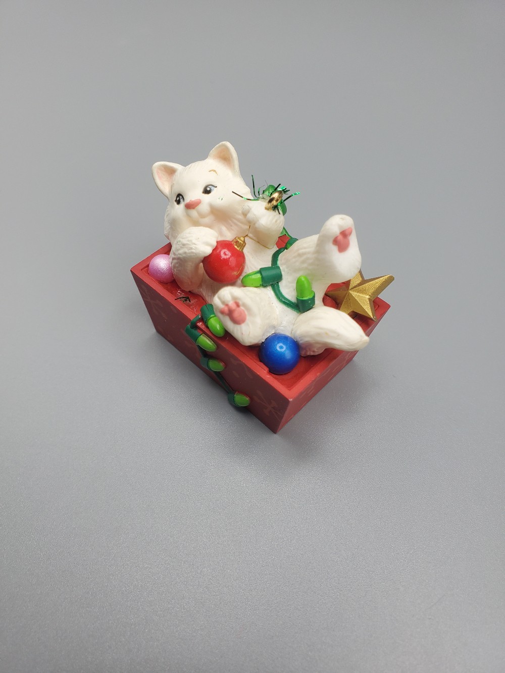Hallmark Ornament 2018 Mischievous Kitten Ornament