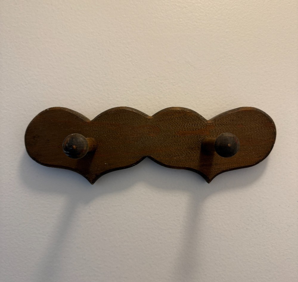 Wooden Heart Wall Coat Rack Pegs