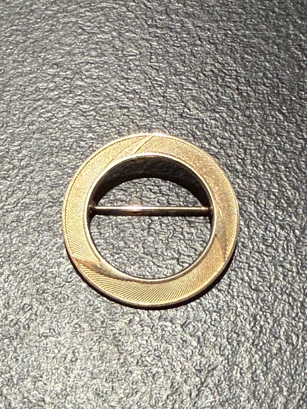 Vintage Gold Patterned Circle Brooch Pin