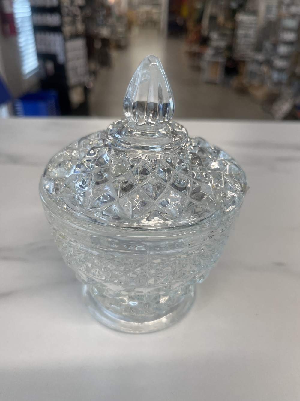 Anchor Hocking Wexford glass dish/lid