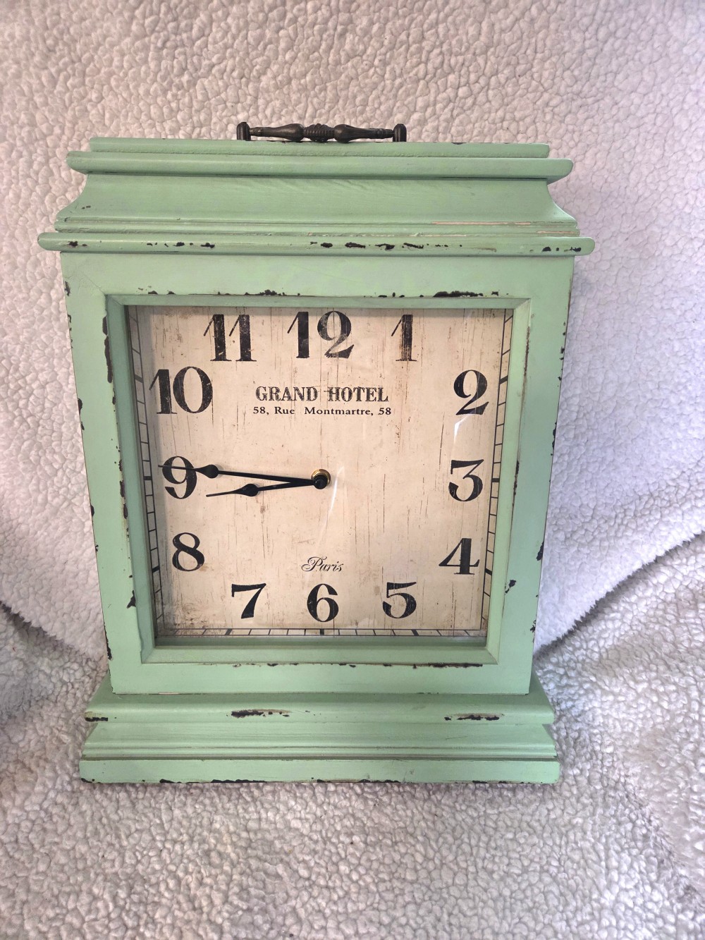 Vintage-style Mantel Clock Shabby Chic