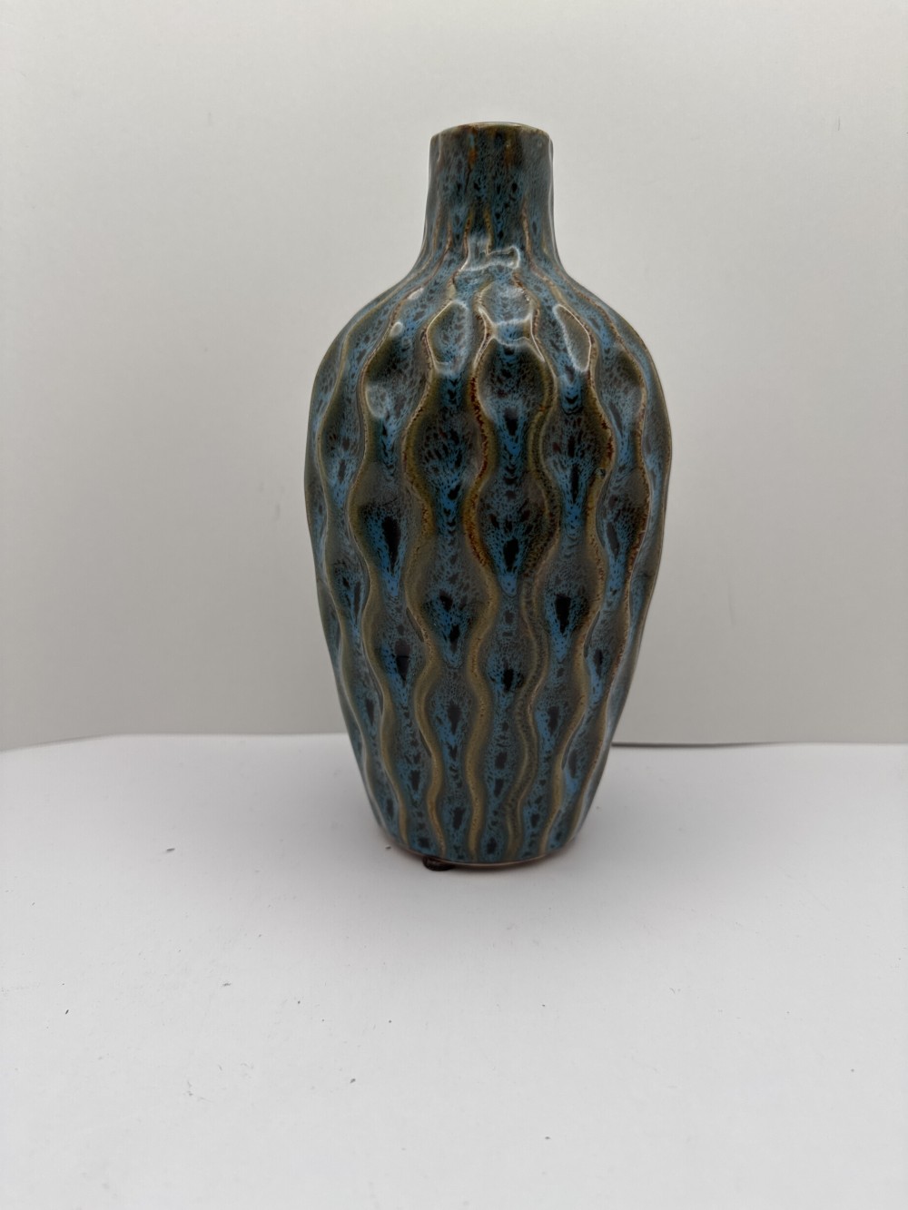 CERAMIC VASE, HONEYCOMB PATTERN,  TEAL, BLUE & GOLD