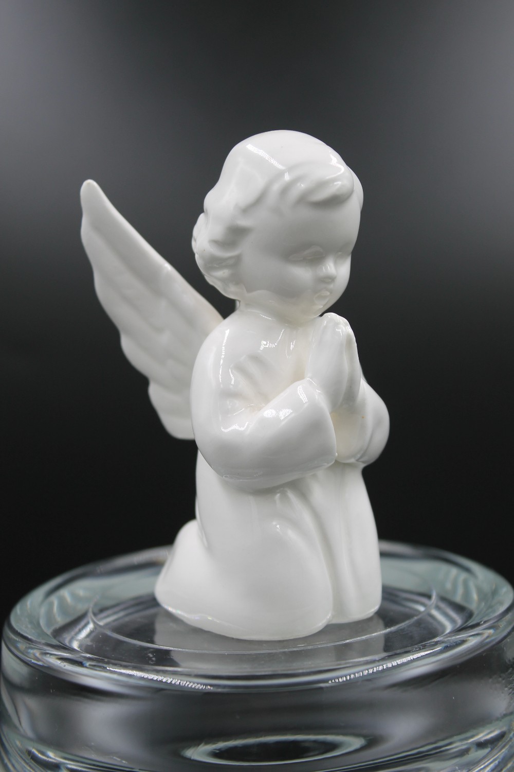 Vtg NAPCO praying angel figurine
