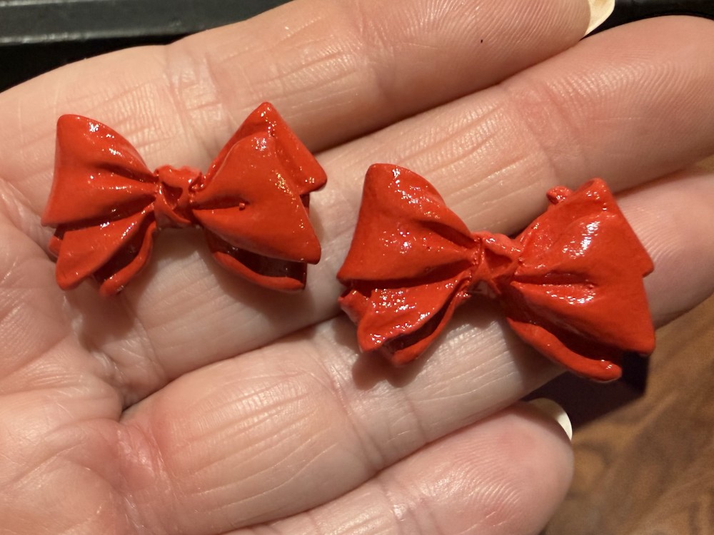 Stud Earrings - Red Bows