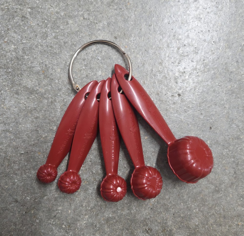 VTG Nordic Ware Bundt Measuring Spoons