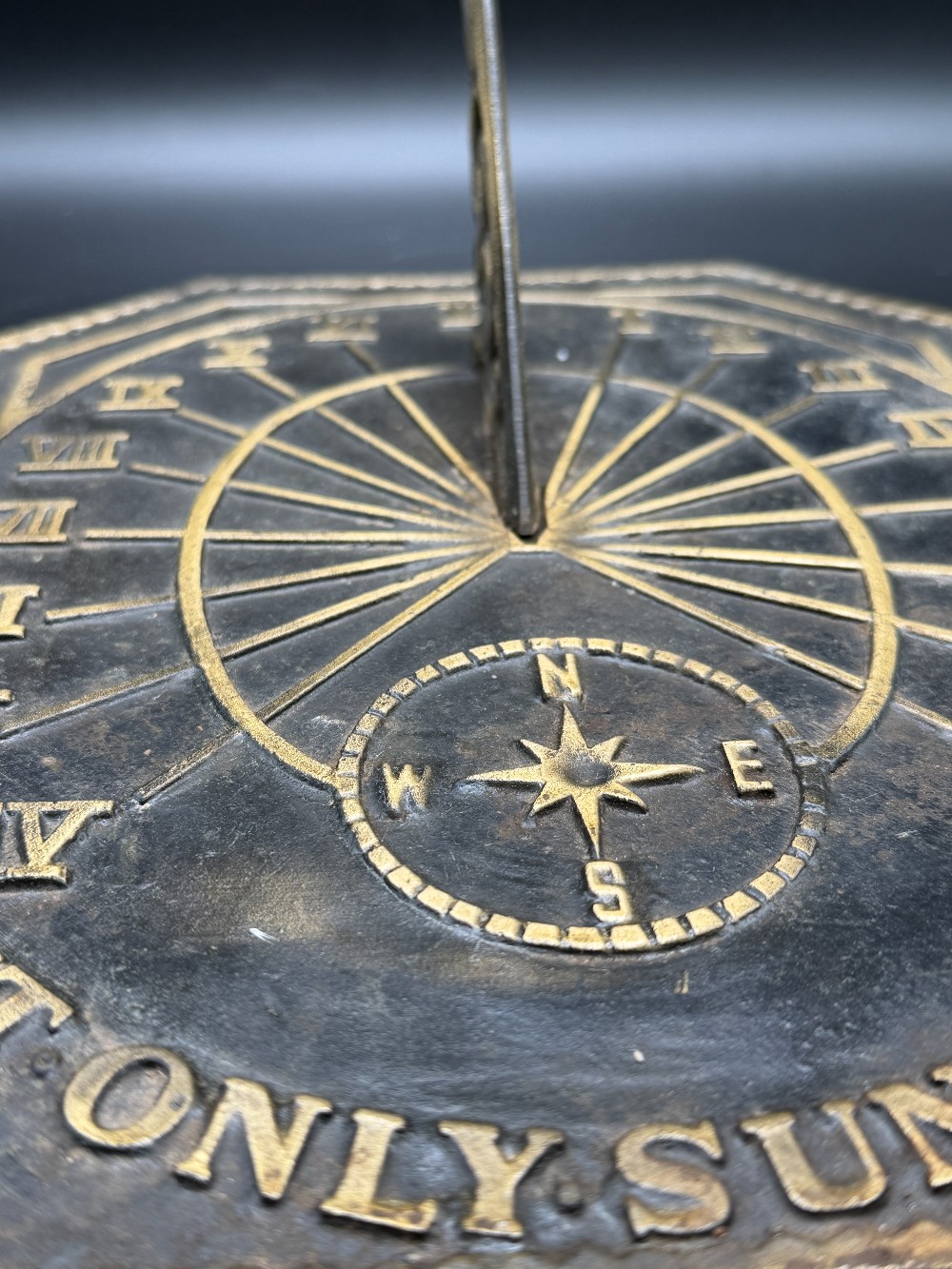 Cast Iron Garden Sundial – 
