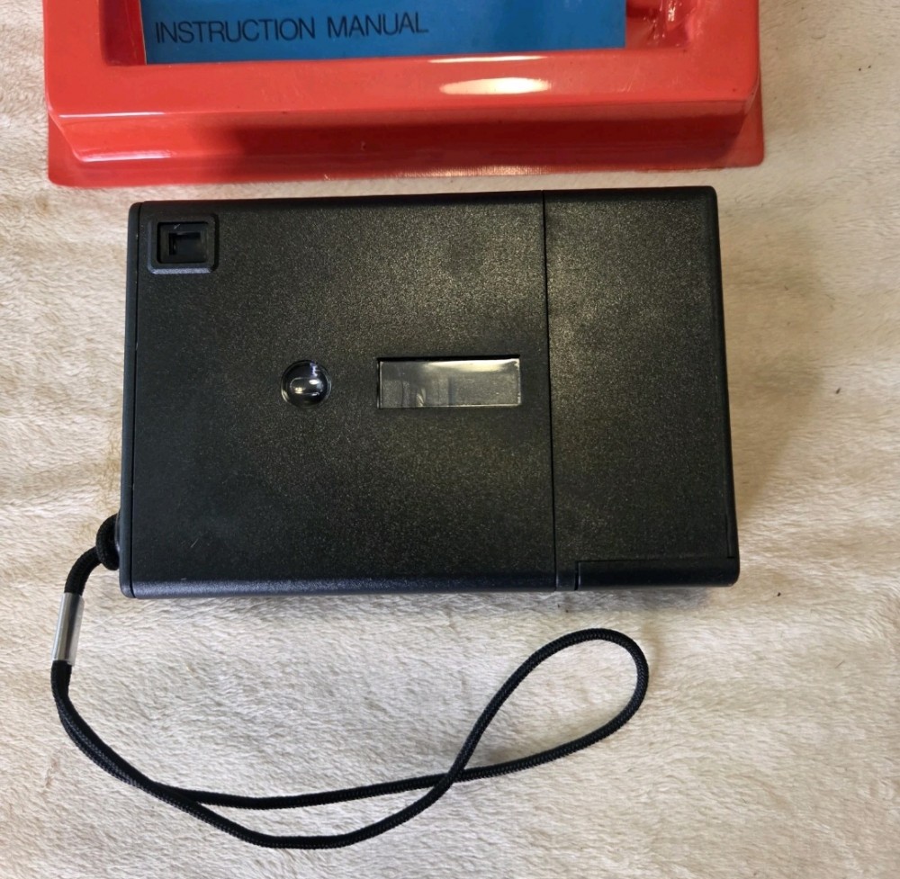 VTG 1980s Concord 401 Disc Camera Untested With Box & Manual. Untested.