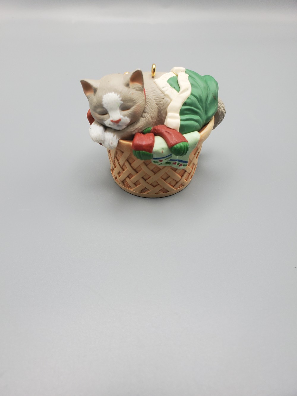 Hallmark Ornament 199 Cat Naps Number 5 Gray Cat