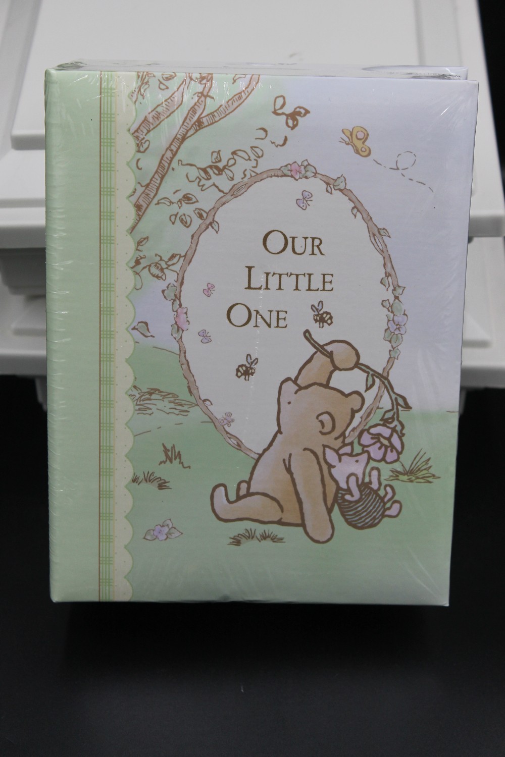 Vtg Winnie the Pooh baby photo album
