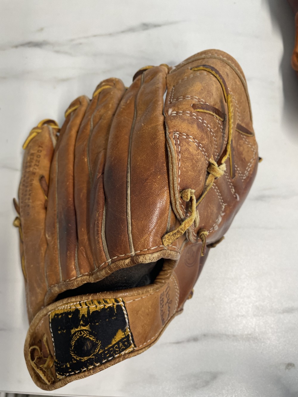 Vintage Wilson, A2880 baseball glove
