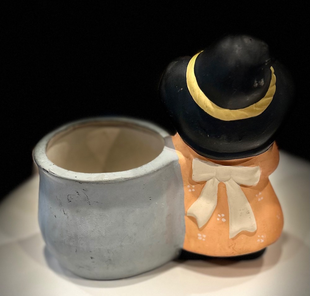 Vintage Geerlings Ceramic Witch Cauldron Planter | Retro Halloween Witch Candy Dish | Whimsical Spooky Cauldron Decor | Collectible Kitsch Halloween Pot