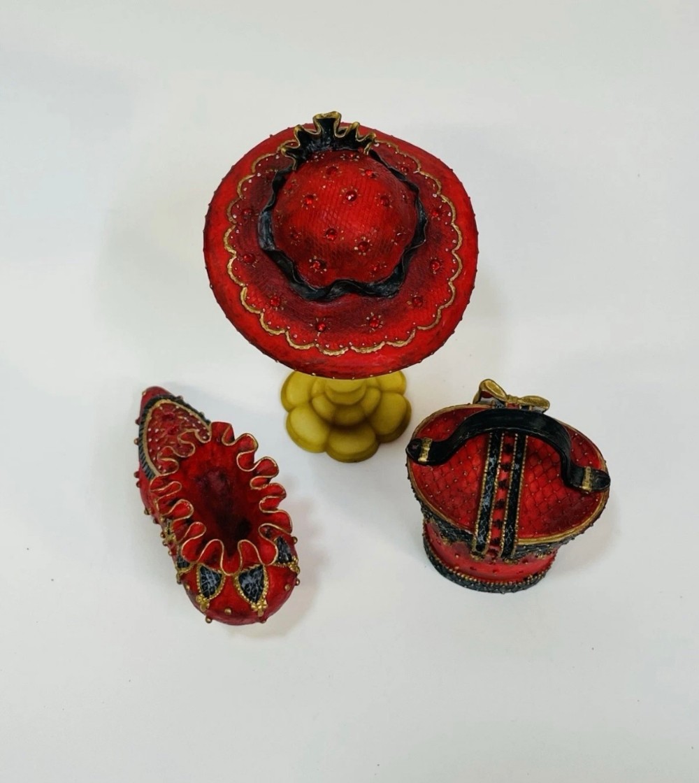 Figurine Set Miniature Victorian Hat Shoe Purse Resin Vanity Decor 3 Piece