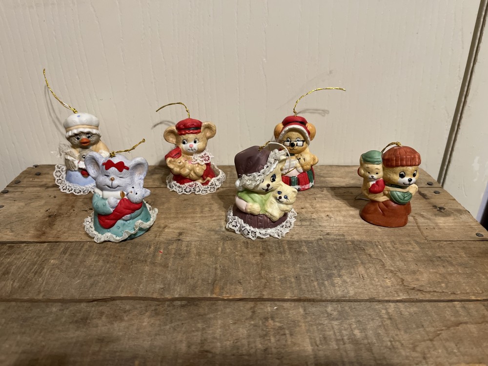 Vtg Jasco Caring Critters ornament