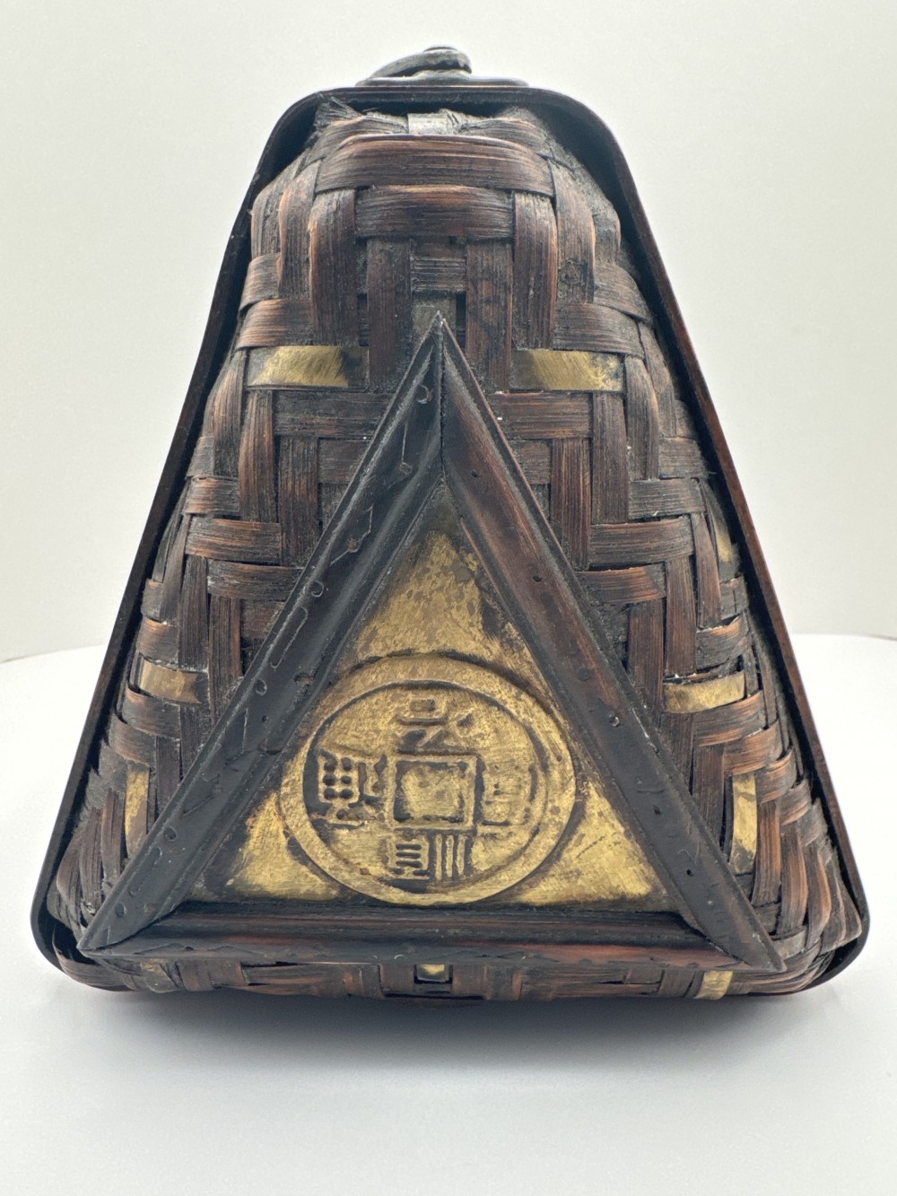 ANTIQUE CHINESE WOVEN TRIANGULAR BASKET