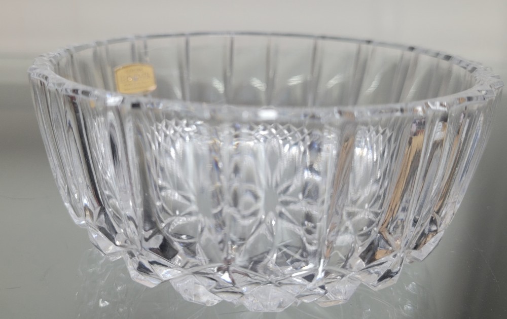 West German 74% lead crystal 4 in. bowl