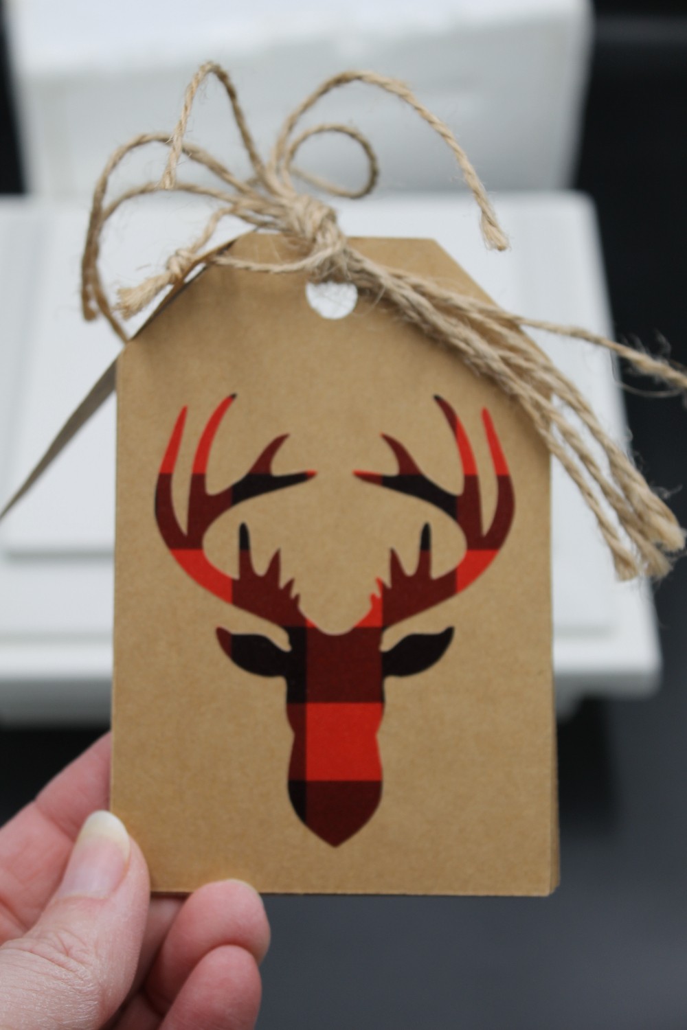Handmade s/5 gift tags red/black deer