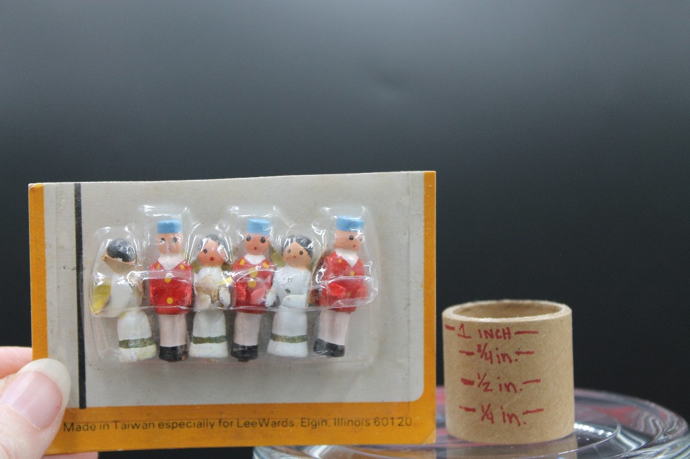 Vtg 1970s micro angels/soldiers wooden New Old Stock