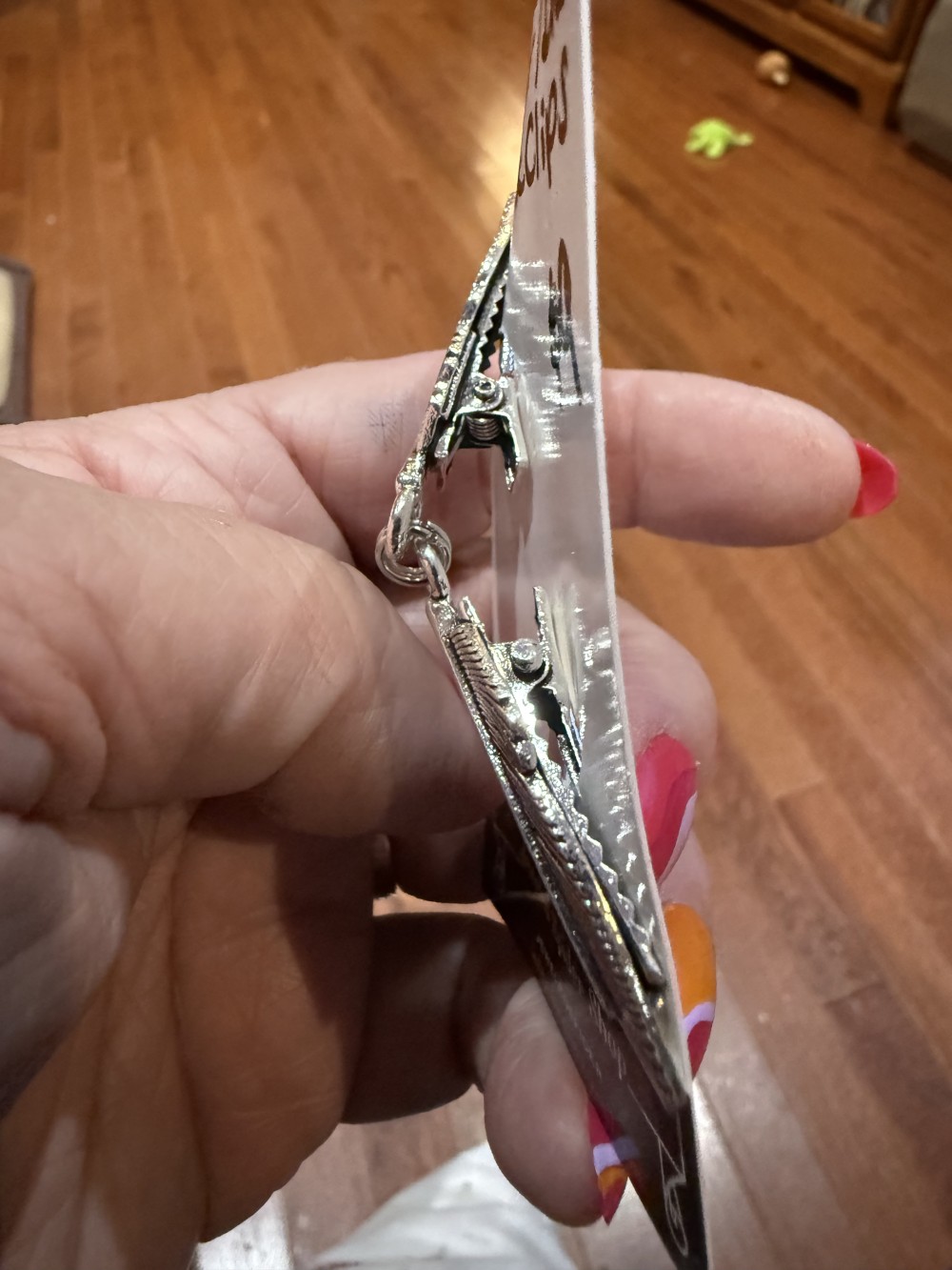 Sweater Clip, Cloak Clip, Dress Clip: Silver Feathers Connected