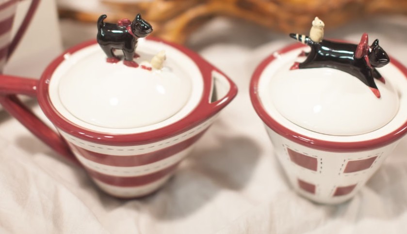 Cats in Heels Sugar Bowl and Creamer Studio Nova (NIB)