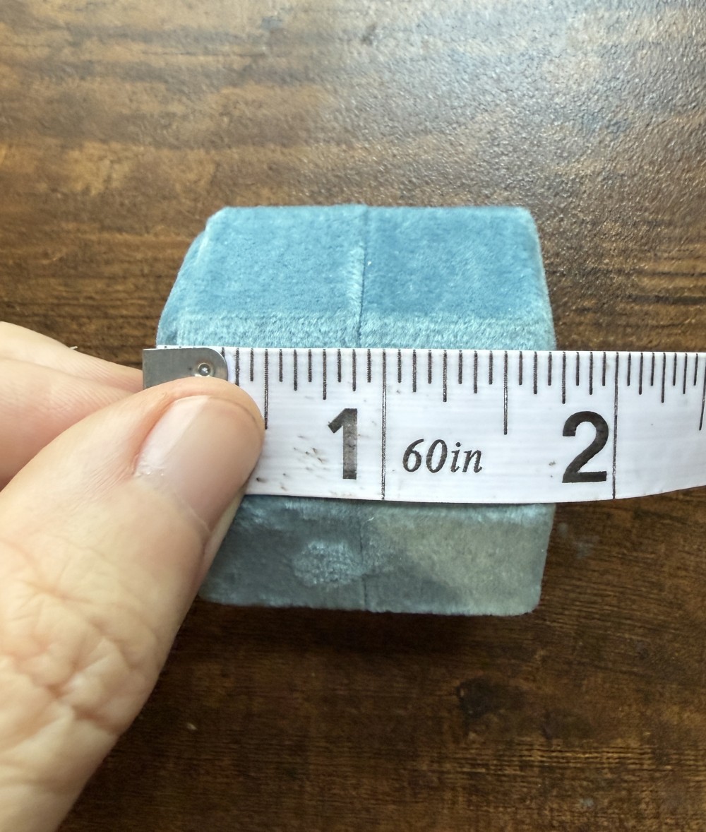 Velvety blue ring box