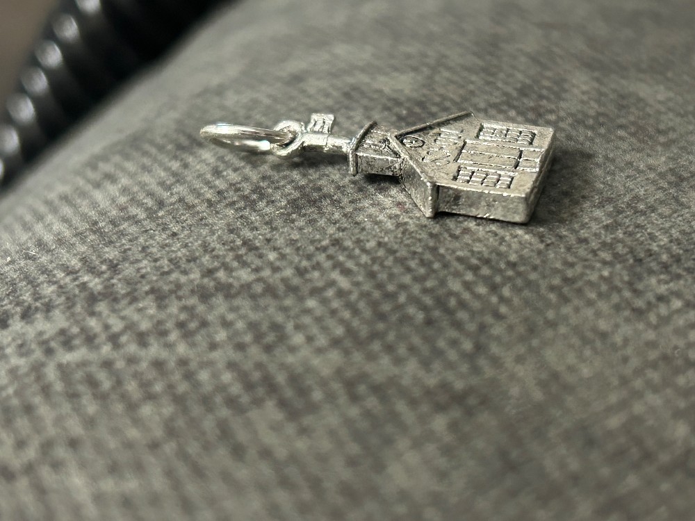 Charm - Retired James Avery Little Schoolhouse - Rare find - as is