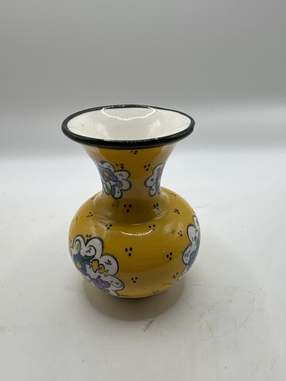 Nurum Handmade Ceramic Vase 4 inch tall from Turkey As-is