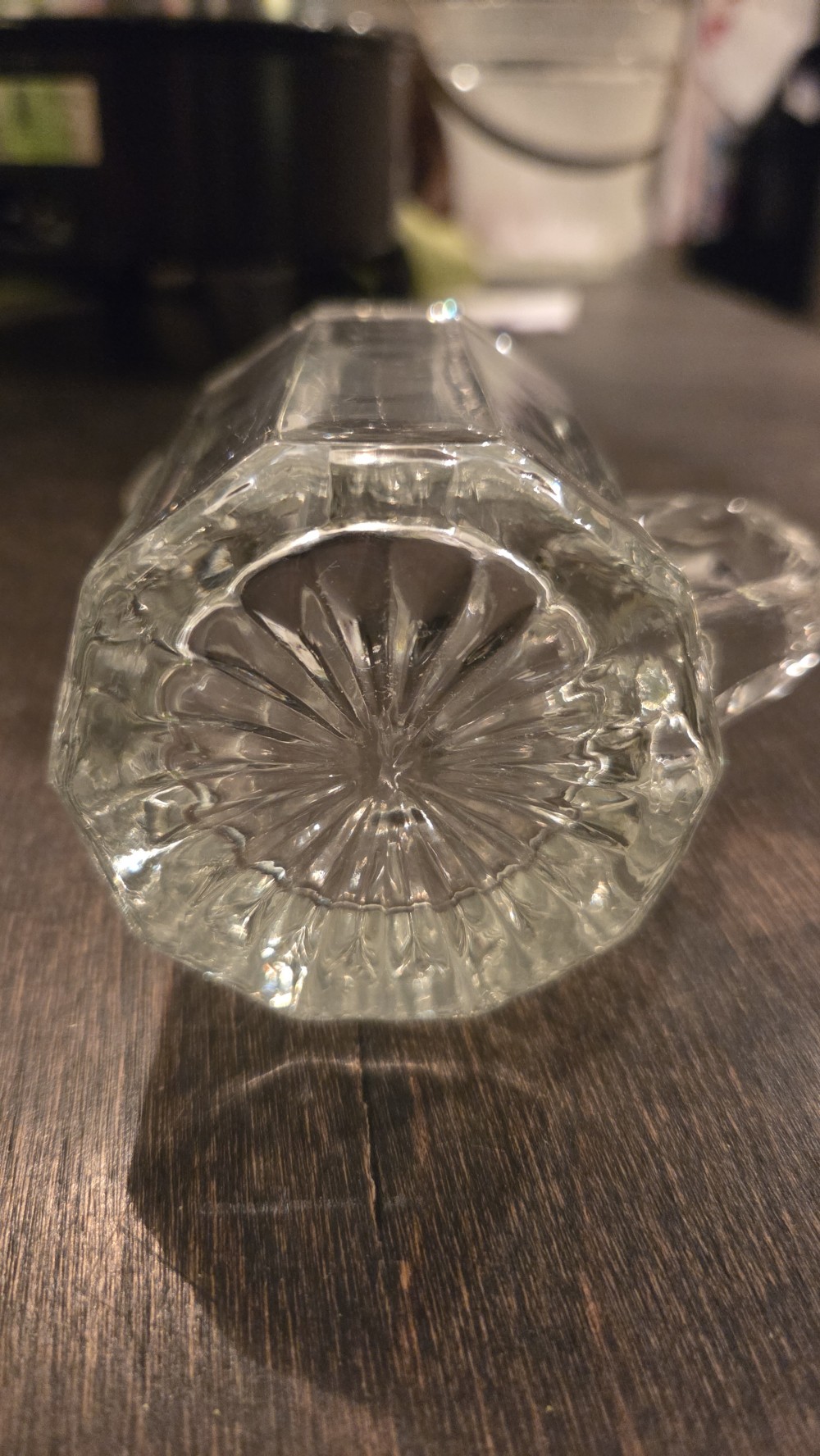 KP-1820 vtg Indiana glass creamer