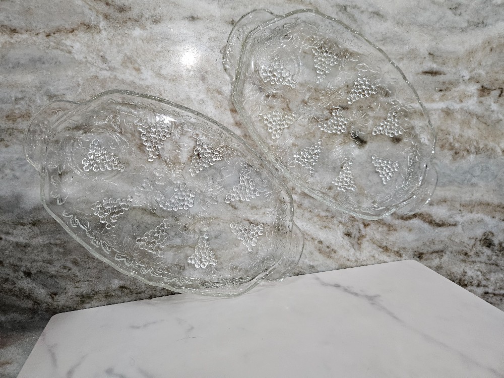 Vintage 1950s anchor hocking oval serving tray