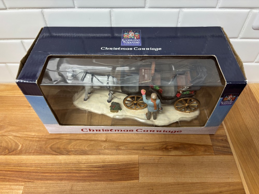 Christmas Carriage Horse Drawn Village Accessory Lemax Carole Towne 2004