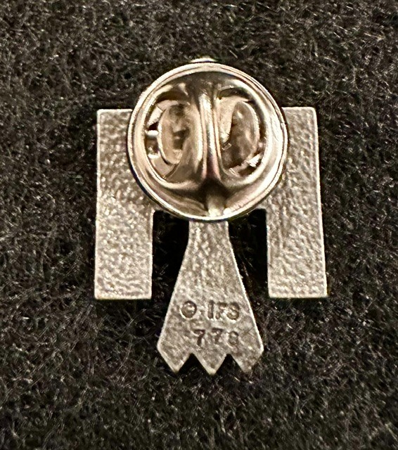 Vint Native American-style silver tone Thunderbird  pin