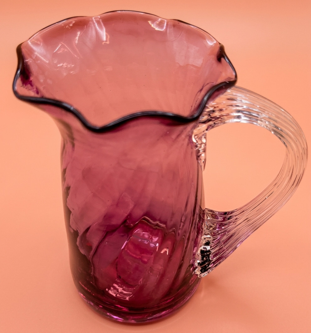 VTG Pilgrim Glass Optic Swirl Ruffle-Rim Pitcher