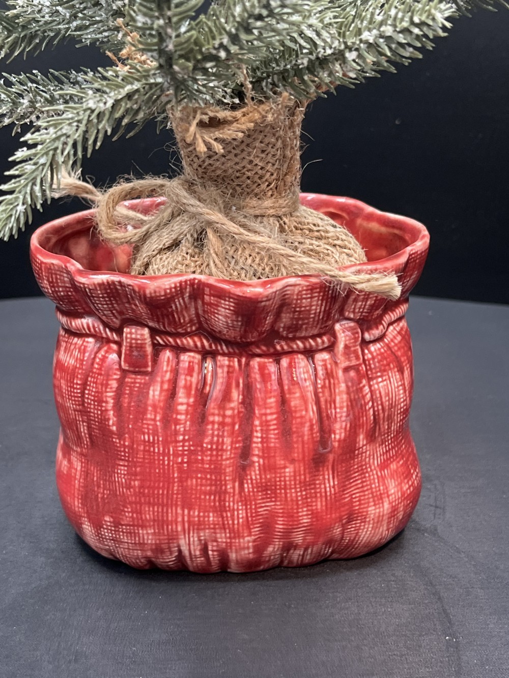 Vtg Santa Bag pottery music box w/ tree