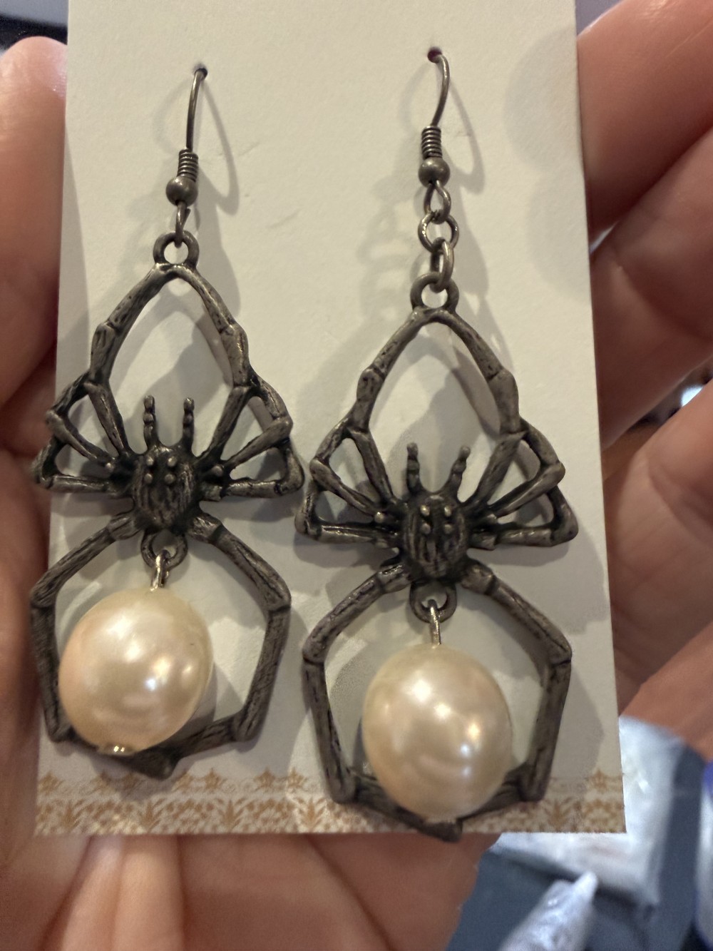 Earrings - Pewter Spider Dangling Pearl