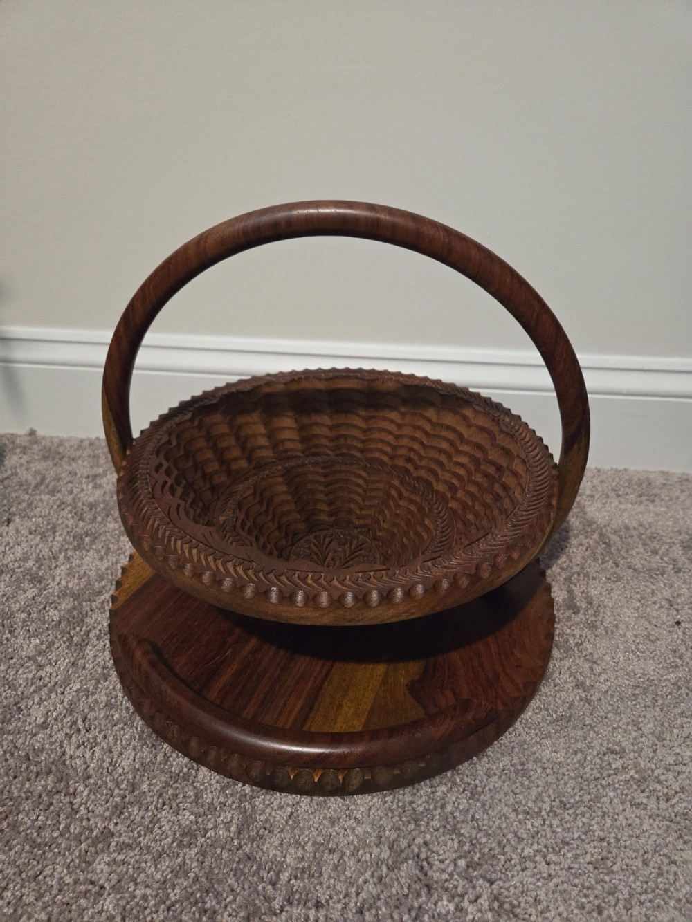 VTG Handcarved Wood Collapsible Bowl