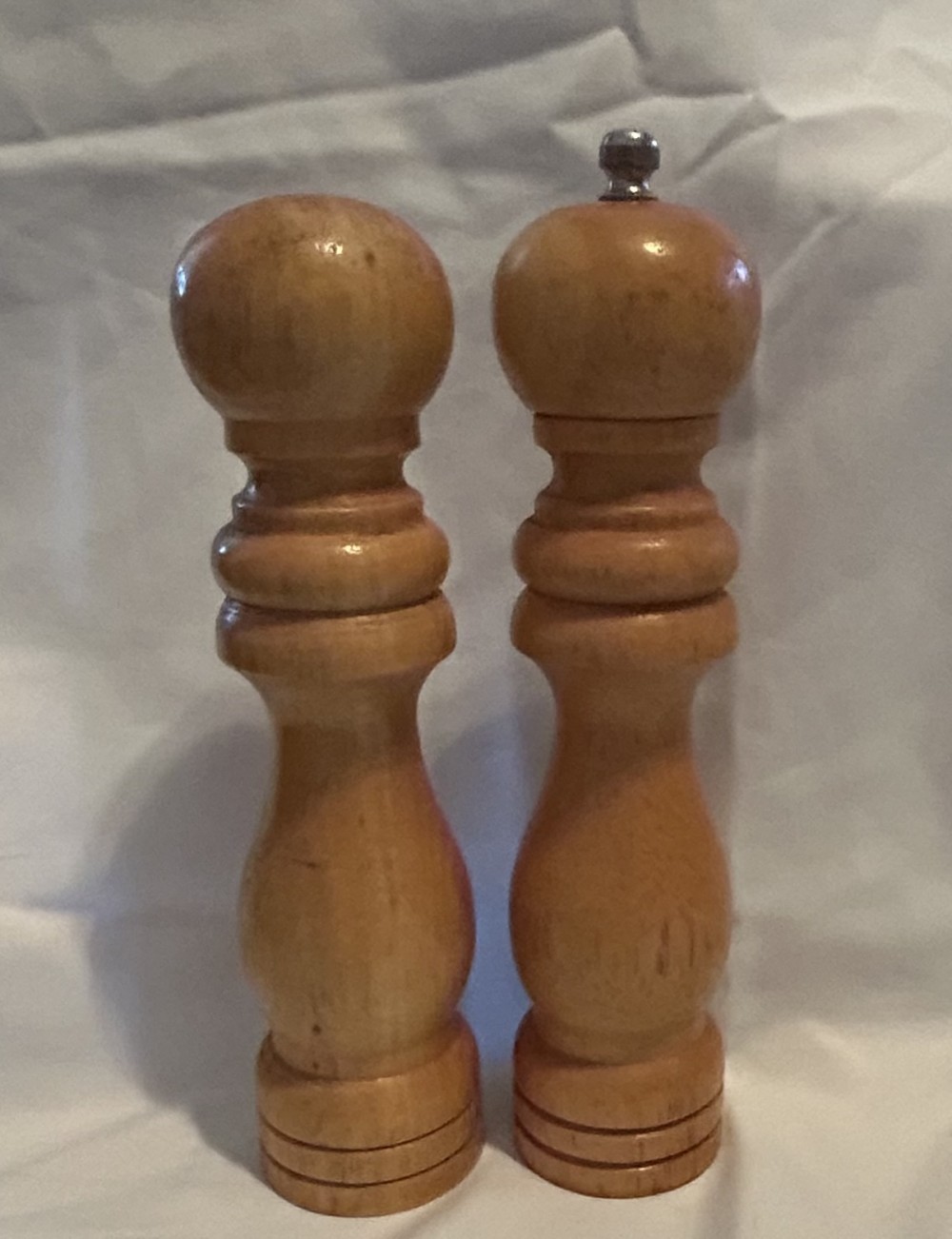 VTG Salt and Pepper Mill Set - Goodwood - Hand-Turned Wood - Made in Taiwan R.O.C. - 1970s-1980s