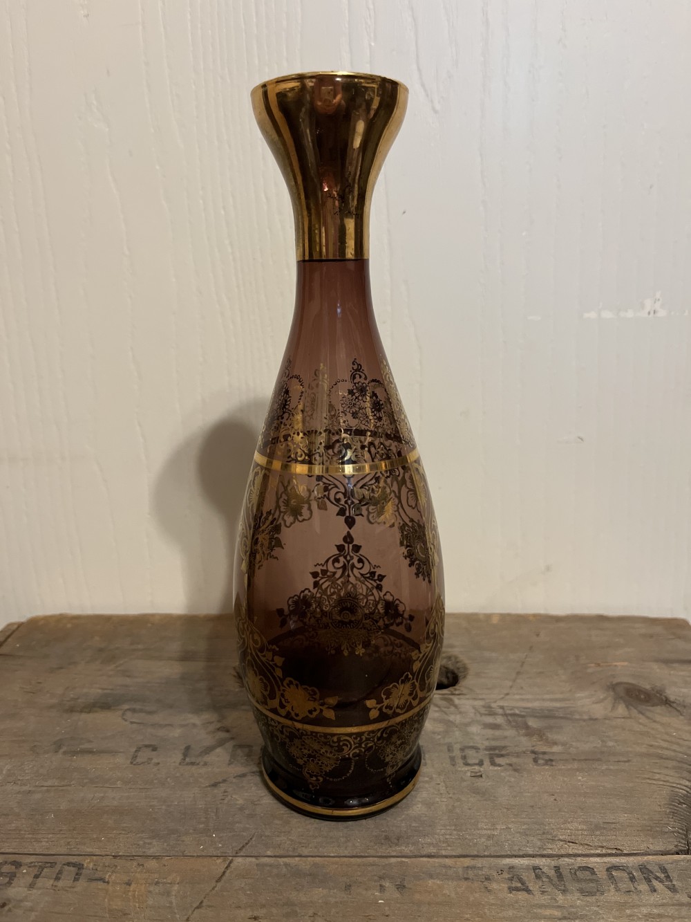 Vtg Murano purple gilt glass vase as is