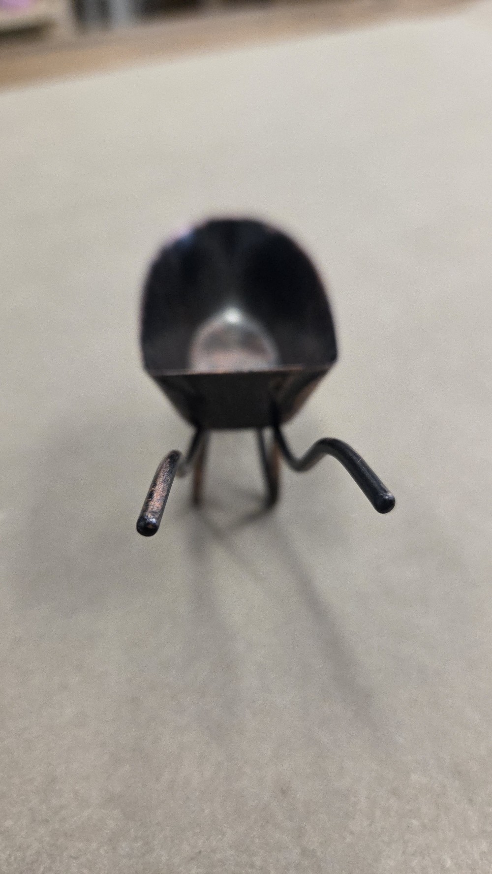 DO-1741 mini metal wheelbarrow