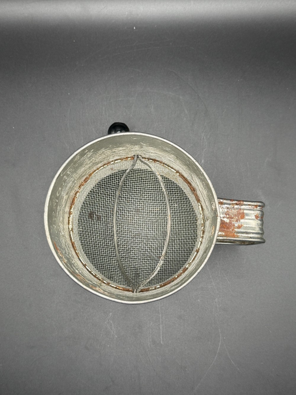 Vintage 1950s Bromwell's 3-Cup Metal Flour Sifter