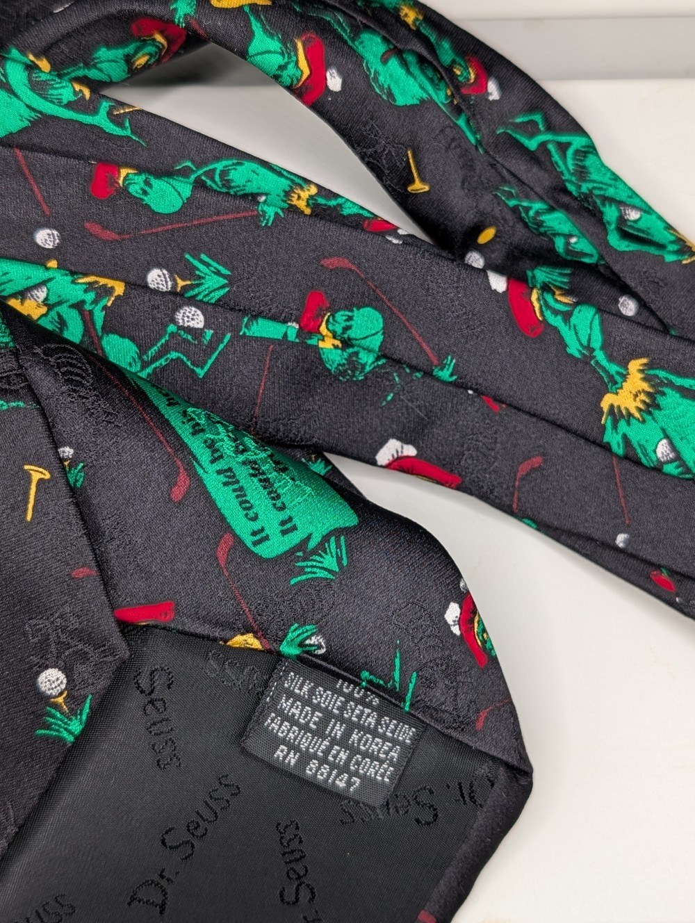 Vintage Dr. Seuss Esprit de Corp Grinch golf silk tie