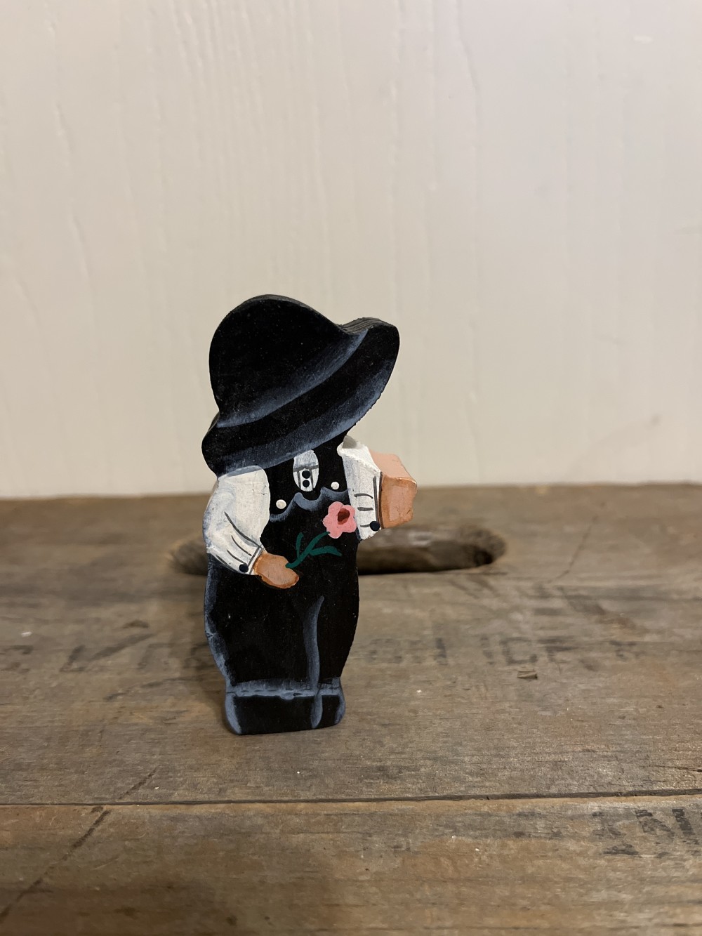 Vtg handmade wood Amish figure