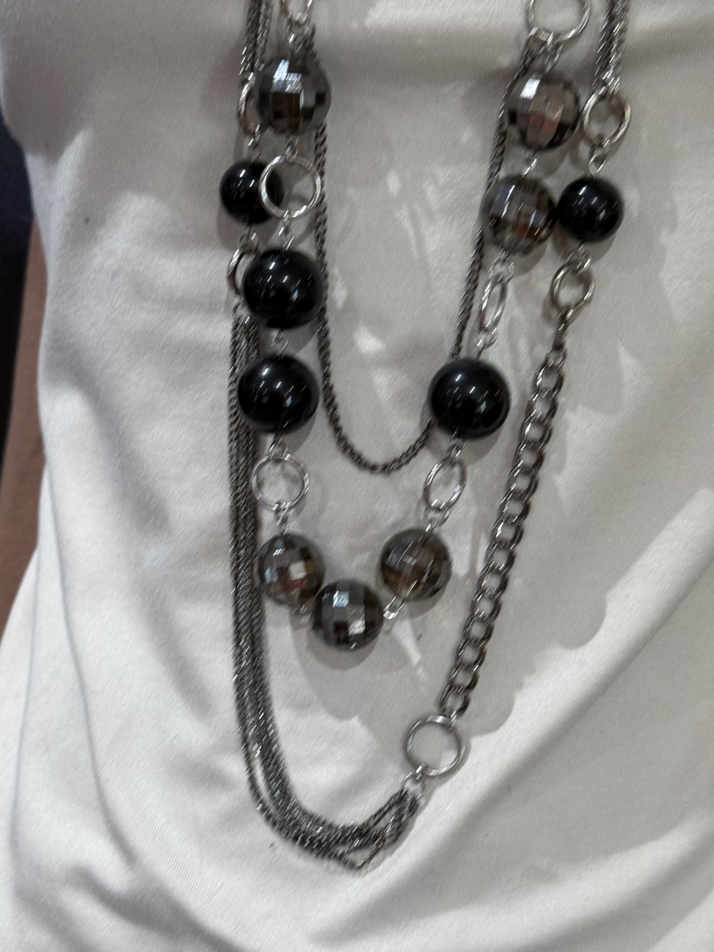 Long Necklace Black & Faceted Grey Beads Chain