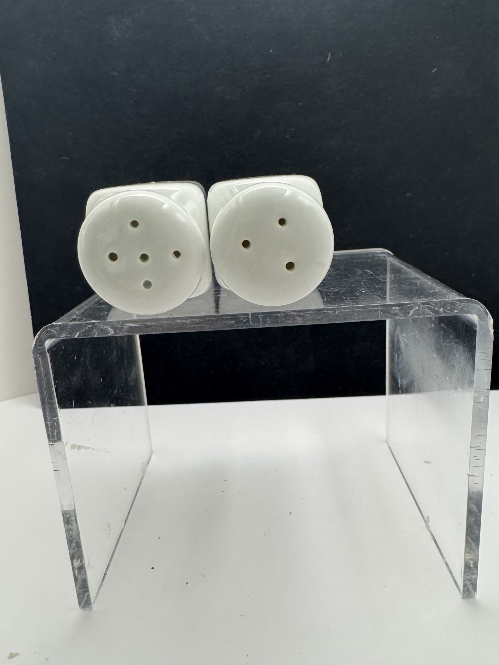 SALT & PEPPER, WHITE PORCELAIN