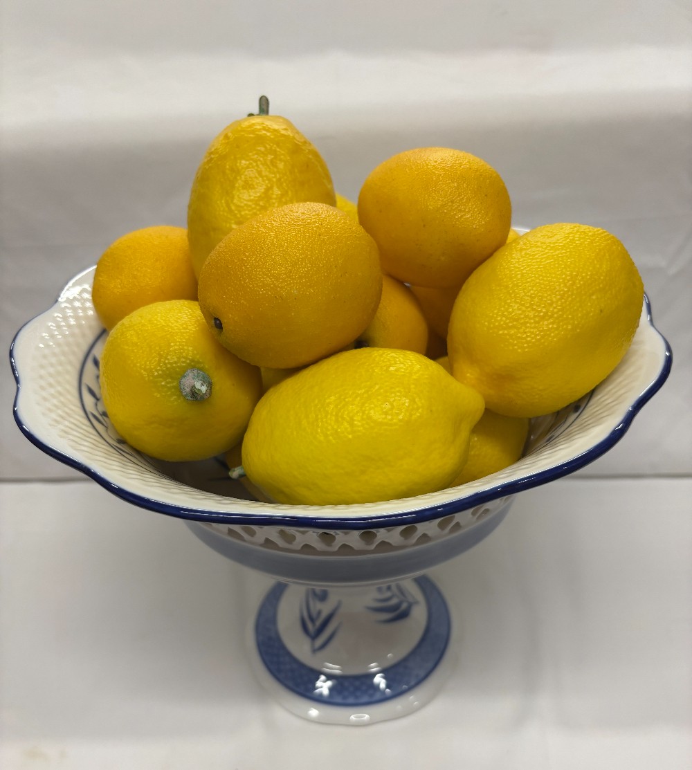 Blue & white compote w/14 lemons Cracker Barrel